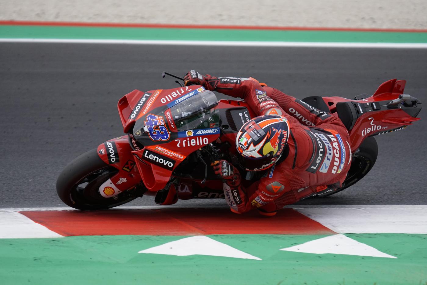 MotoGp, in Giappone trionfa Miller: out Bagnaia MotoGp, in Giappone trionfa Miller: out Bagnaia