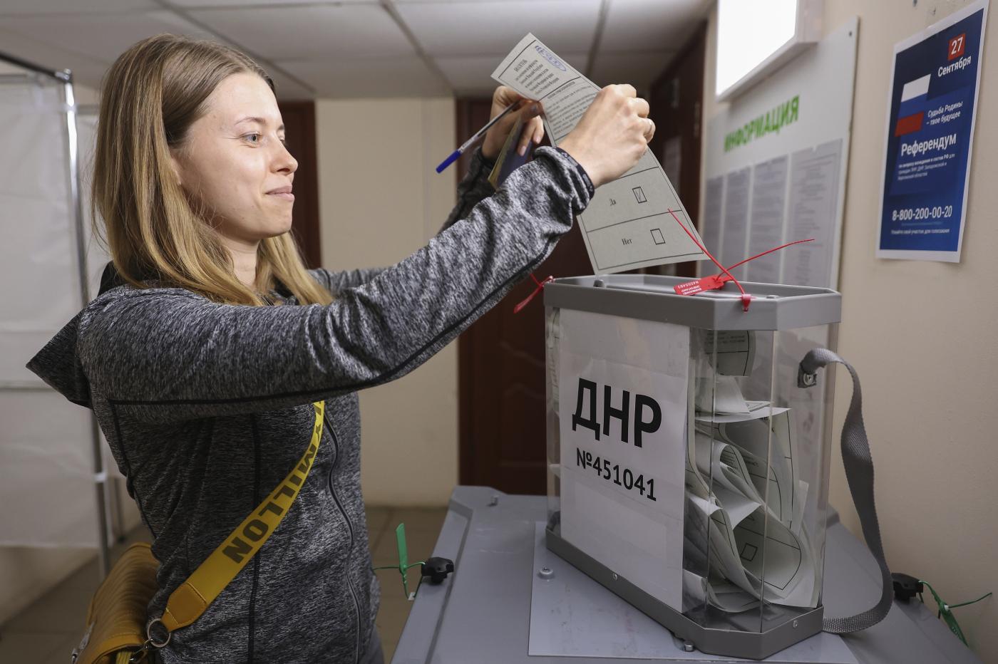 Ucraina, filorussi: “Validi i referendum per l’annessione”