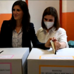 Elezioni, Appendino al voto a Torino