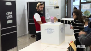 Elezioni, urne aperte a Roma