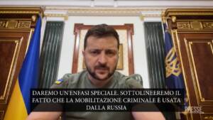 Ucraina, appello Zelensky ai cittadini russi: “Fuggite o arrendetevi”