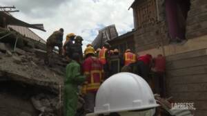 Kenya, crolla edificio vicino a Nairobi: 3 morti