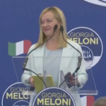 Standing ovation per Meloni al comitato di Fdi