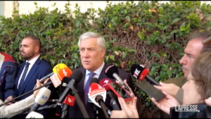 Reddito cittadinanza, Tajani: “Soldi solo a chi è davvero in difficoltà”
