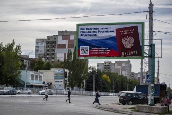 Ucraina, preparativi per il referendum a Luhansk