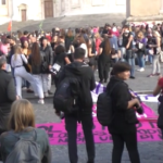 Aborto, donne in piazza a difesa della legge 194