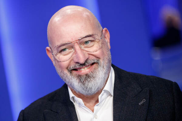 Pd, Bonaccini: “Se utile mi candiderò”