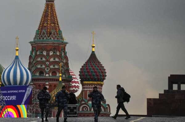 Russia, ambasciata italiana a Mosca: “connazionali valutino se lasciare Paese”