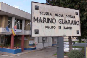 Napoli, professore ucciso a scuola a Melito