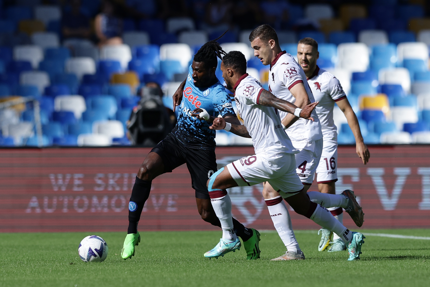 Napoli-Torino, 3-1 per i partenopei Napoli-Torino, 3-1 per i partenopei