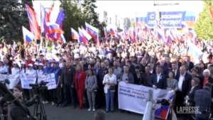 Ucraina, festeggiamenti in Donbass e Crimea per annessioni a Russia