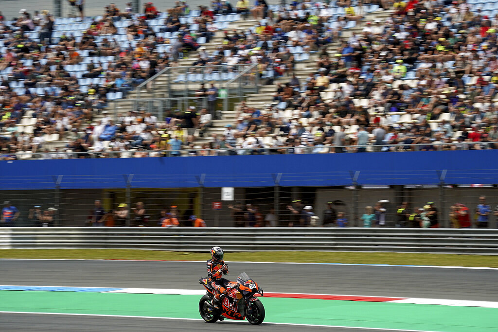 Moto Gp, vince Oliveria