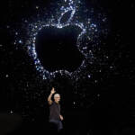 Apple supera le attese, ricavi a oltre 124 miliardi di dollari