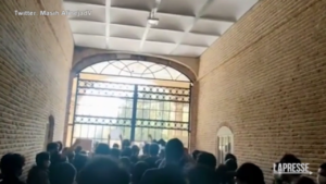 Iran, proteste all’università di Teheran