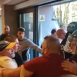 Roma, tafferugli polizia-corrieri Sda in lotta contro licenziamenti