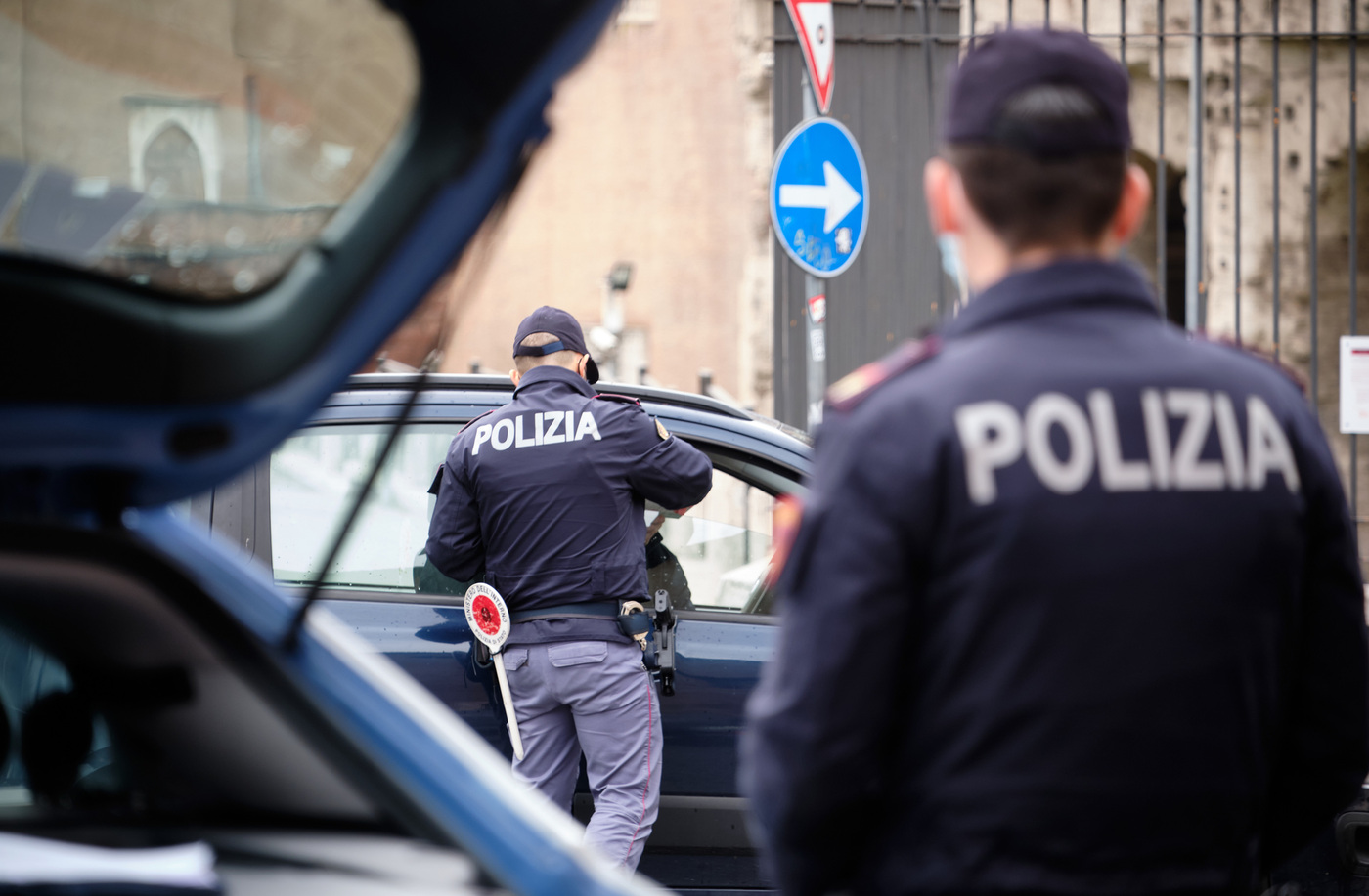 Monza, 19enne violentata sull’autobus: arrestato 36enne