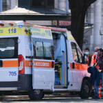 Bari, travolto da auto mentre taglia erba: muore 25enne