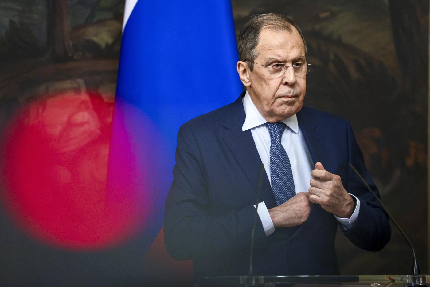Ucraina, Lavrov: “No a speculazioni su nucleare”
