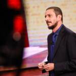 Genova, Luca Bizzarri fuori da Palazzo Ducale