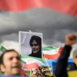 Amini, autopsia Teheran su Mahsa: non è morta per le percosse