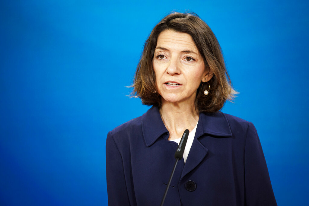 Governo, Parigi: “Boone non voleva dare lezioni”