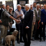 Mattarella incontra cercatori di tartufo ad Alba