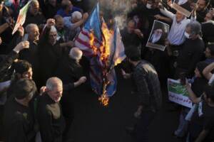 Proteste nel mondo dopo la morte di Mahsa Amini uccisa dalla polizia iraniana