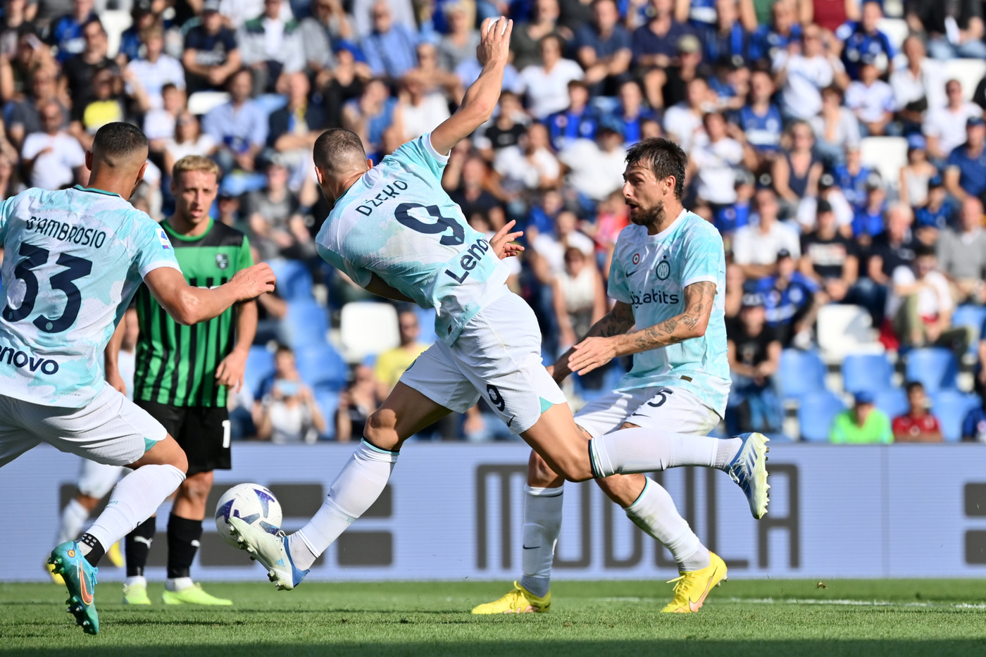 Sassuolo-Inter 1-2, doppietta Dzeko