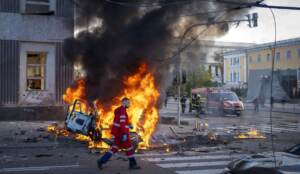 Ucraina, missili su Kiev: è la vendetta di Mosca