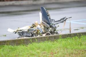 Milano: aereo ultraleggero precipita su palazzina a San Donato, sei morti