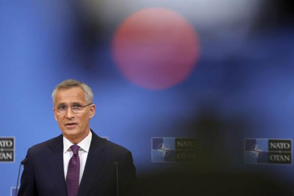 Bruxelles, conferenza del Segretario generale della NATO Jens Stoltenberg