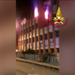 Incendio nella notte all’ospedale di Scafati, l’intervento dei vigili del fuoco