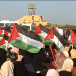 Israele, palestinesi protestano contro raid in Cisgiordania