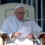 Ucraina, Papa: “Stop violenze”