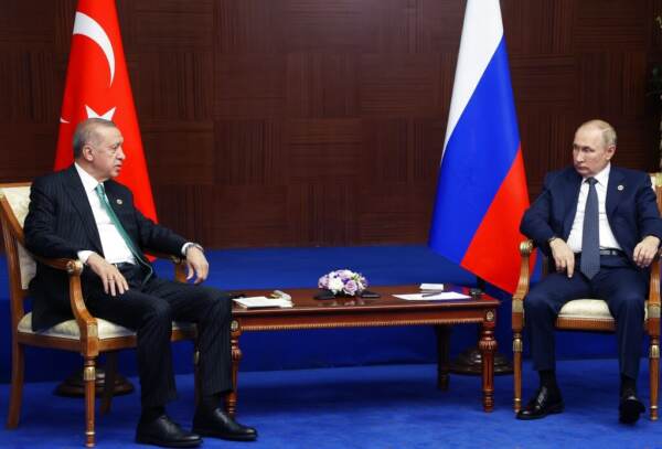 Gas, Putin a Erdogan: “Hub in Turchia per regolare prezzi”