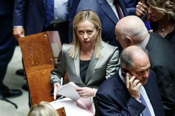 Camera, Meloni: “Buona la prima, auguri a Fontana”
