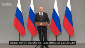 Ucraina, Putin: “Per ora no attacchi missilistici”