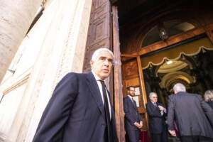 Roma, funerali di Fabrizio Saccomanni nella chiesa di San Salvatore in Lauro