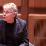 Iran, Pennac: “È una vergogna avere relazioni con Stato che uccide le donne”