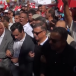 Tunisia, folla in piazza contro il presidente Kais Saied