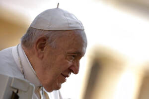 Ucraina, Papa: “In nome di Dio fermate la guerra”