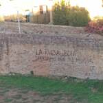 La Russa, altra scritta a Roma: “Boia speriamo che tu muoia”