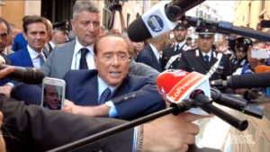 House, Berlusconi tells a joke about Putin