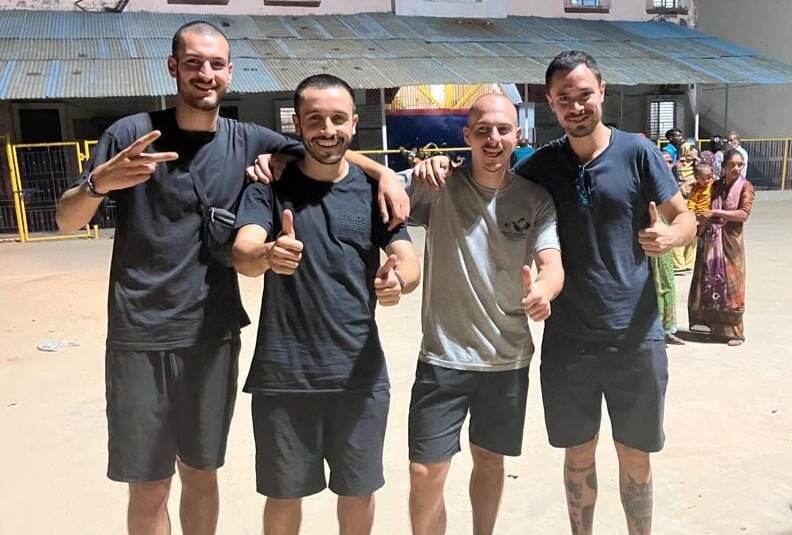 India, liberi i 4 writer italiani che imbrattarono carrozze treno India, liberi i 4 writer italiani che imbrattarono carrozze treno