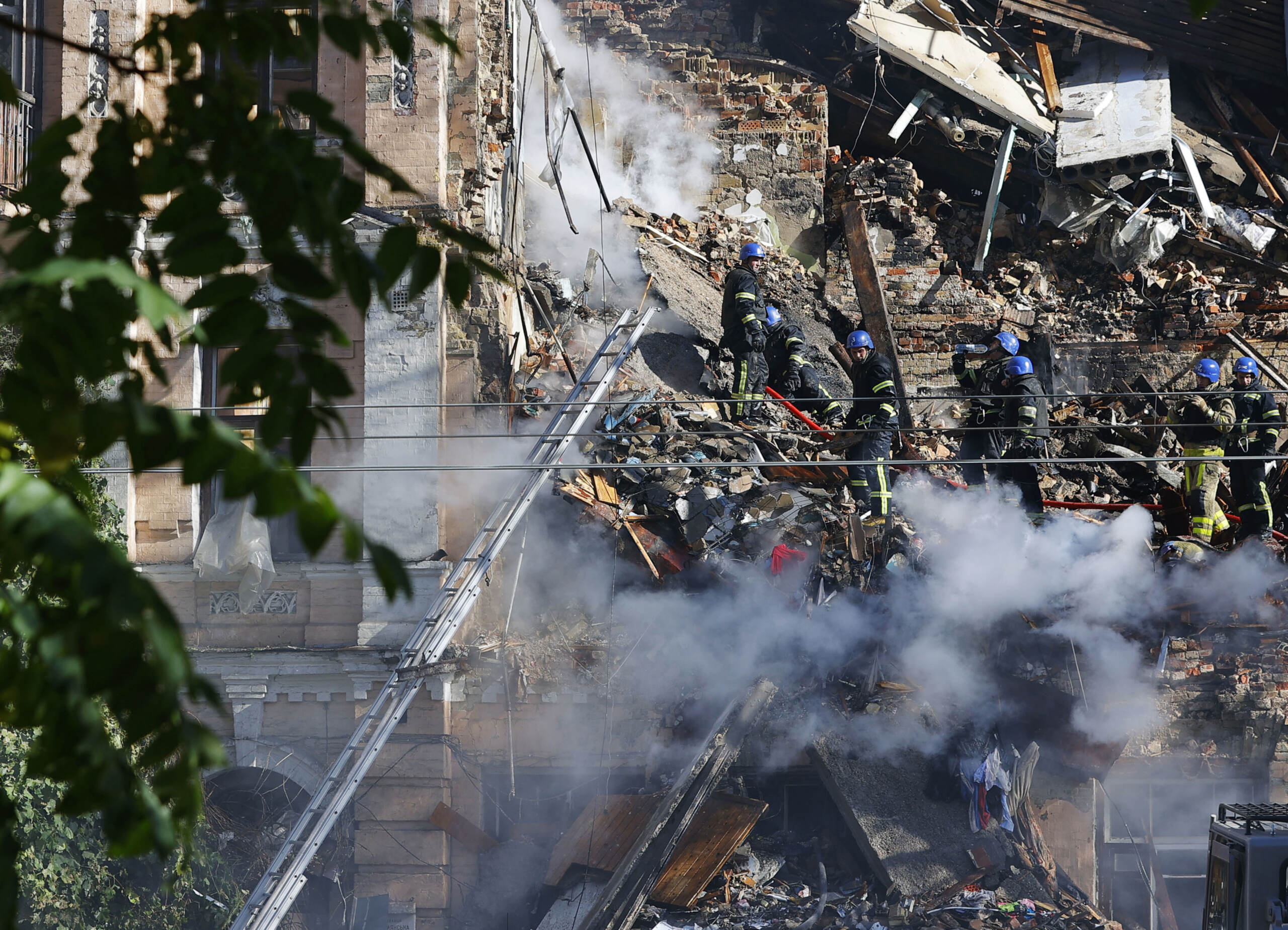 Ucraina, Lavrov: “Invio F-16 a Kiev è inaccettabile escalation”