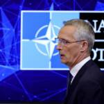 Ucraina, Stoltenberg: “Putin sta fallendo”