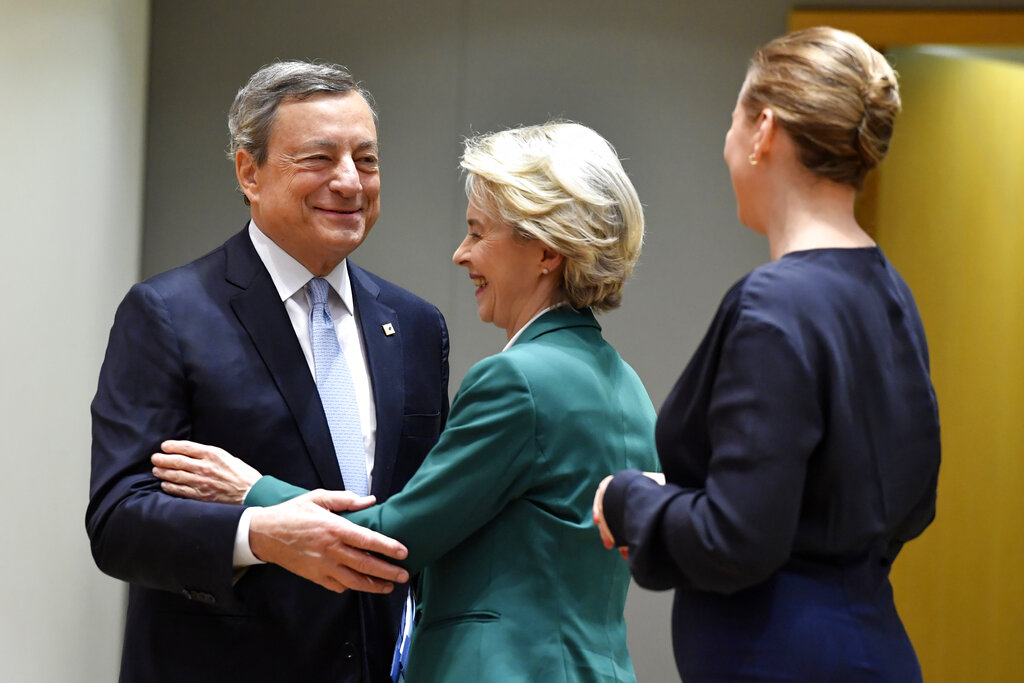 Gas, Draghi: “Già dimezzati rincari”