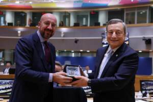 Draghi, l’ultima del premier a Bruxelles