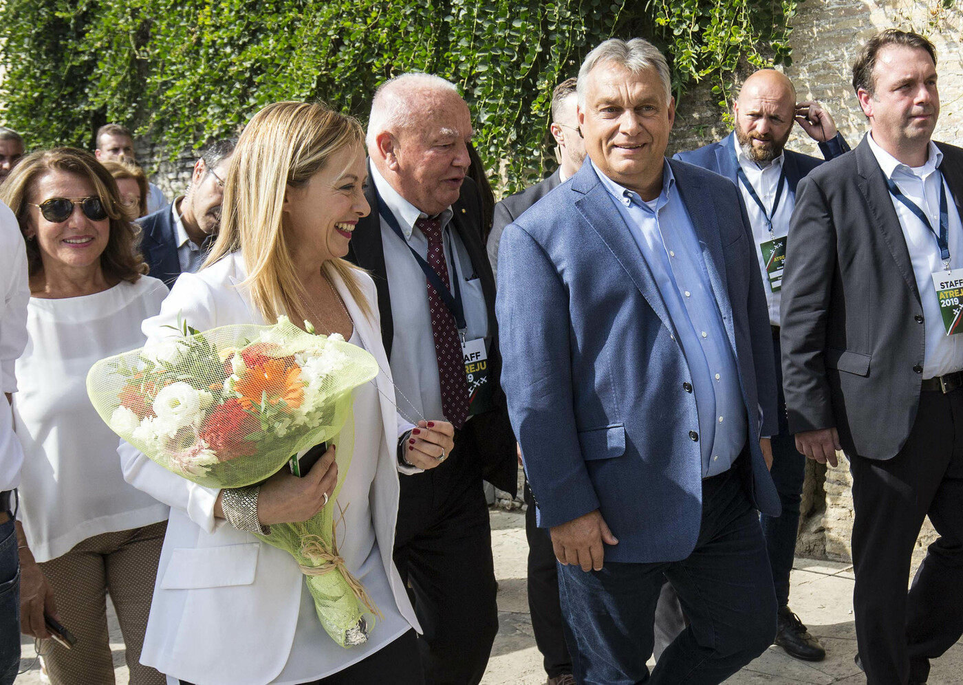Governo, Orban e Le Pen esultano