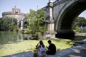 Crisi climatica, la capitale investita da caldo torrido e afa